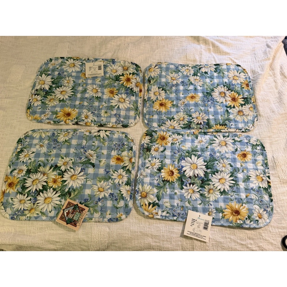 Vintage Quilted Placemat X 4 Daisies Country Cottage gingham check background